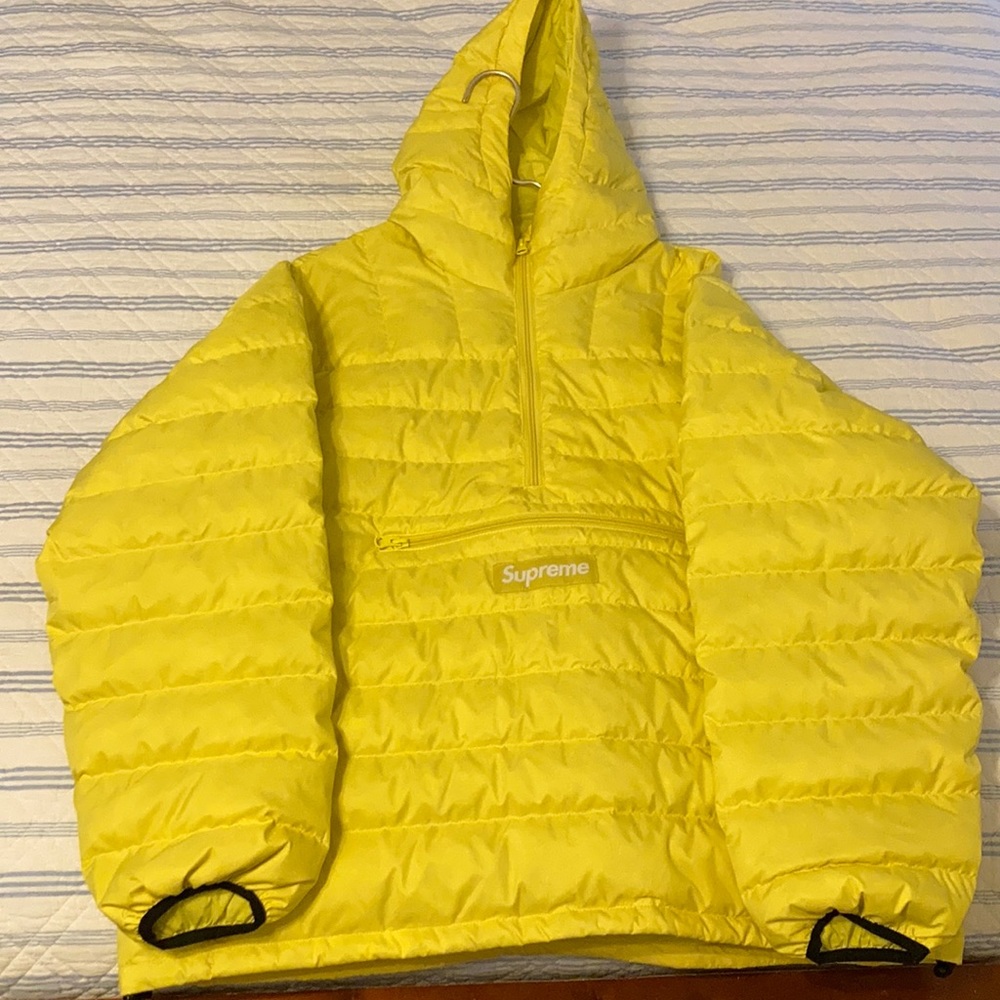 NWT authentic Supreme Micro Down pullover Men’s M